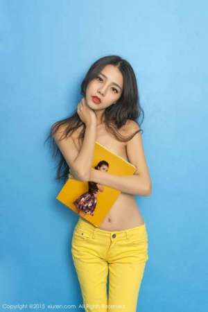 洪可爱哪艳HONEYAL《 Love Potion》窈窕熟女性感写真集
