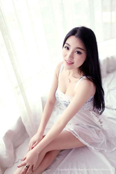 Tiffany小梦-自称D-CUP的巨乳熟女诱惑套图