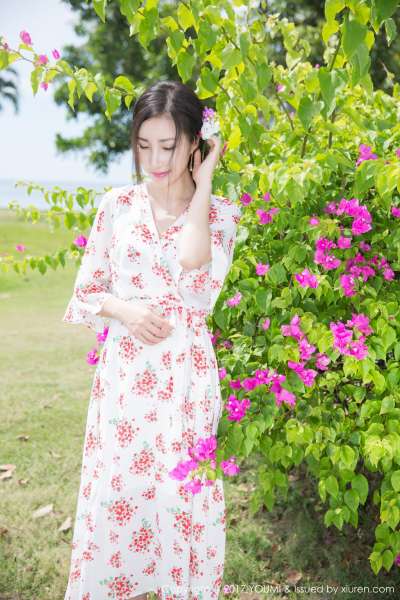 尤美 - 伫立在海边的唯美仙子 写真图片