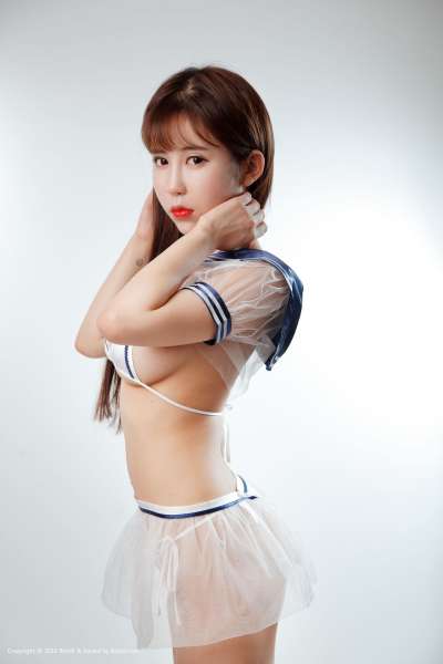 萝莉悠悠酱 - 百变魔女 美女诱惑写真套图