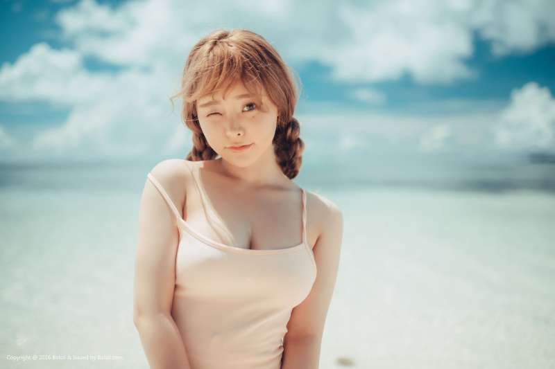 柳侑绮 - 海中少女性感套图