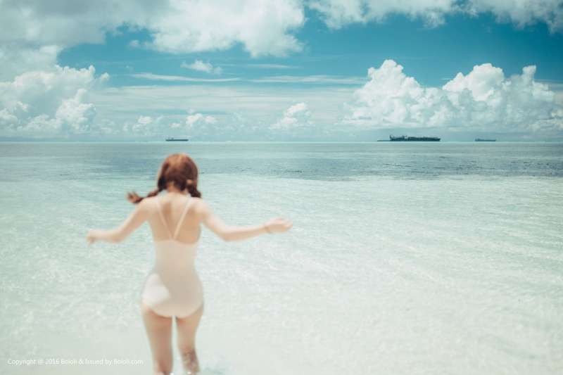 柳侑绮 - 海中少女性感套图