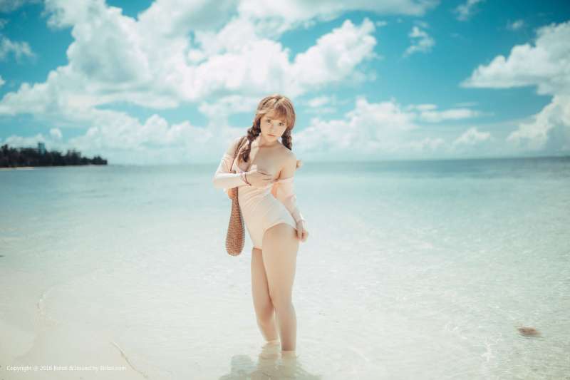 柳侑绮 - 海中少女性感套图