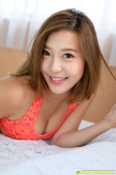 岛国巨乳女优性感诱惑图集