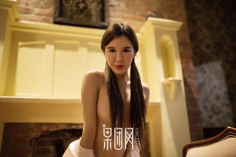 王紫性感美女激情首秀，惊艳众人！