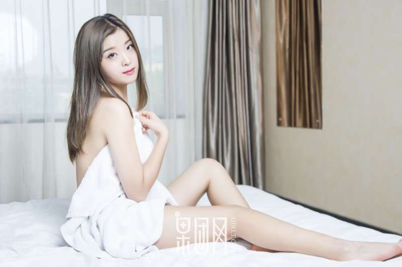 邻家少女 娇嫩迷人写真套图