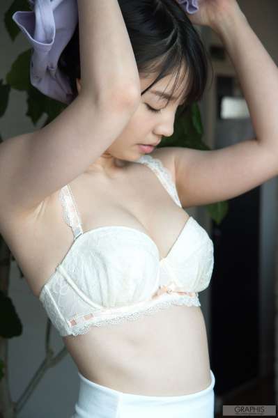 鈴木心春 - Angelic Girl~巨乳诱惑女优