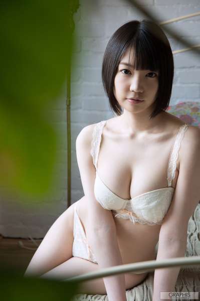 鈴木心春 - Angelic Girl~巨乳诱惑女优