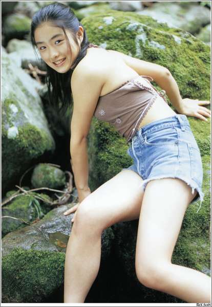 日本美女石原里美 -「16歳 至上の原石」~女优性感写真