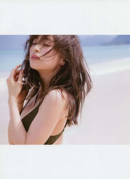 泉里香 Rika Izumi 1st Photobook「Rika!」性感女优照片