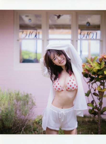 泉里香 Rika Izumi 1st Photobook「Rika!」性感女优照片