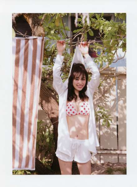 泉里香 Rika Izumi 1st Photobook「Rika!」性感女优照片