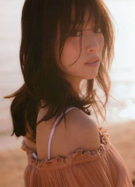 泉里香 Rika Izumi 1st Photobook「Rika!」性感女优照片