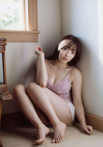 譜久村聖~女优巨乳写真套图