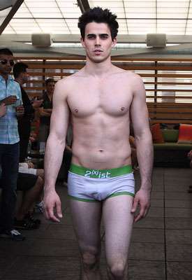 jpg U10P1T117D106578F2577DT20100528105744_maxw808.jpg