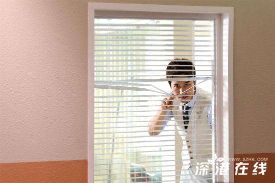 《爱上你治愈我》彭冠英脱线有趣 搭档窦骁兄弟互怼情深