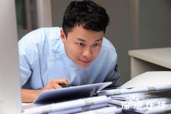 《爱上你治愈我》热播蔡鹭颠覆性演技受好评