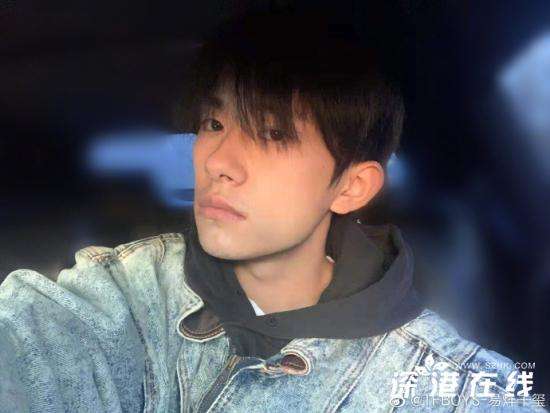 陈可辛夸赞易烊千玺有灵气 称未来肯定会有合作