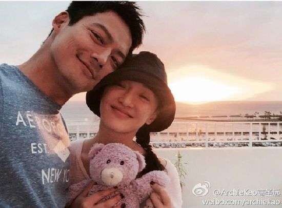 周迅生日老公神隐引猜测 粉丝：对周公子好一点