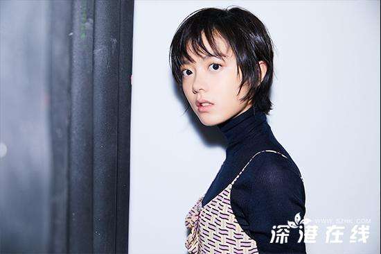 赵今麦新戏《初恋》杀青 00后灵气小花受关注