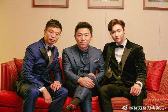 张艺兴迎27岁生日 好友孙红雷王迅齐送祝福