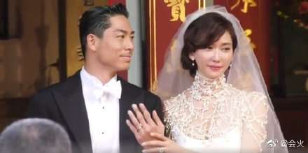 林志玲AKIRA17日举办婚礼 小S：祝她早生贵子