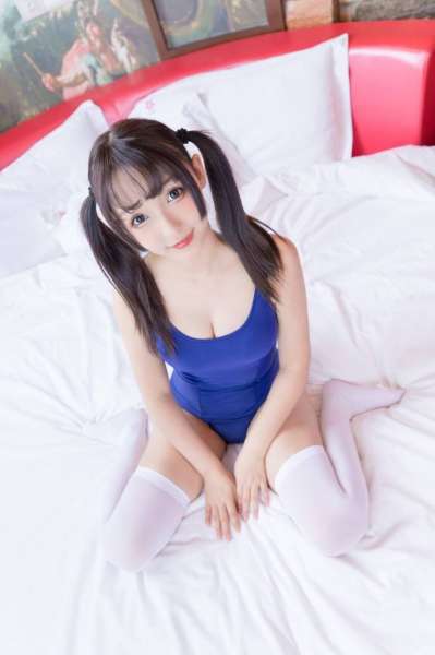 丝袜美腿诱惑