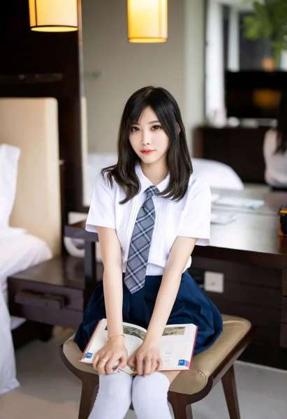 杨晨晨小甜心美丽清纯学生装