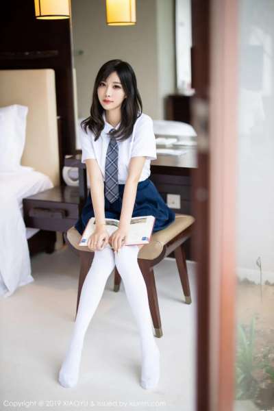 杨晨晨小甜心美丽清纯学生装