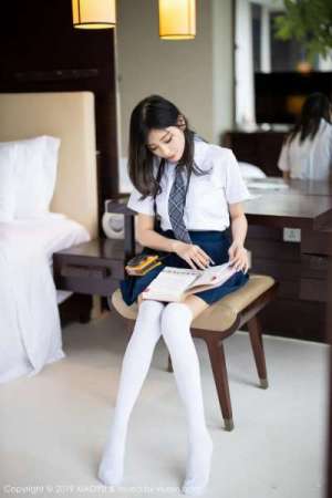 杨晨晨小甜心美丽清纯学生装