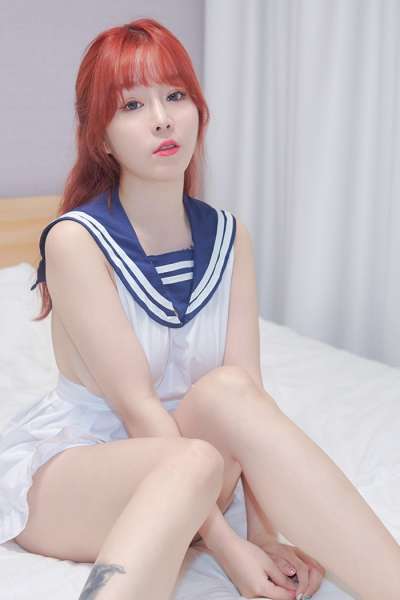 百变少女王雨纯白皙美乳疯狂裸露