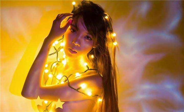 半裸性感美女Meow喵喵哒圆润美乳高清人体艺术写真