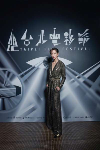 绝色佳人张钧甯,气质如兰优雅魅力女神