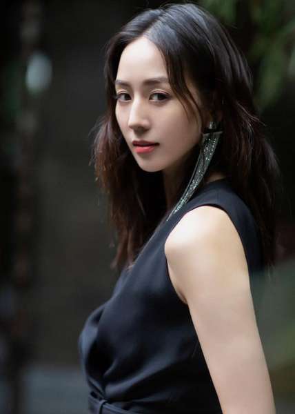 绝色佳人张钧甯,气质如兰优雅魅力女神
