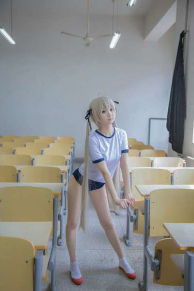 穹妹cos