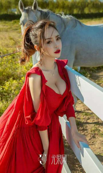 陈思琪踏秋