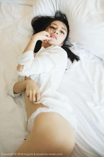 李李七七喜喜性感写真