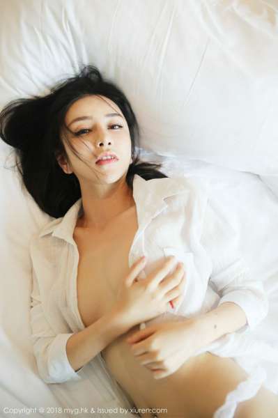 李李七七喜喜性感写真