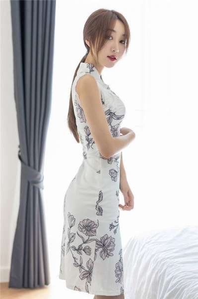 旗袍撩人的处女生人