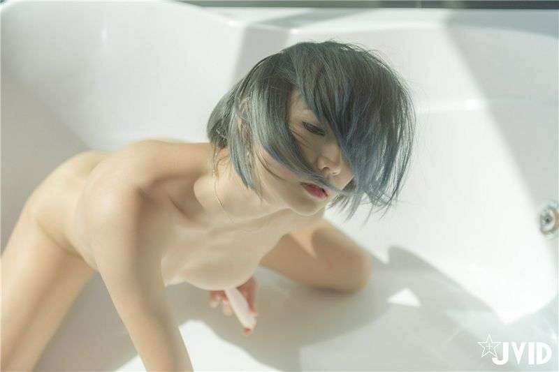 亚洲满分短发靓女，无可挑剔