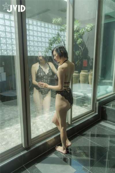 亚洲满分短发靓女，无可挑剔