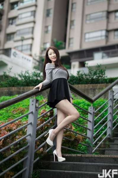 台模杨思原新店碧潭外拍