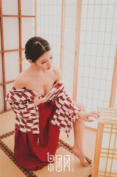 糖果儿和服丽人