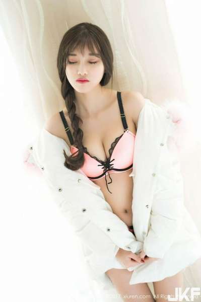 杨晨晨sugarXIUREN高清写真图