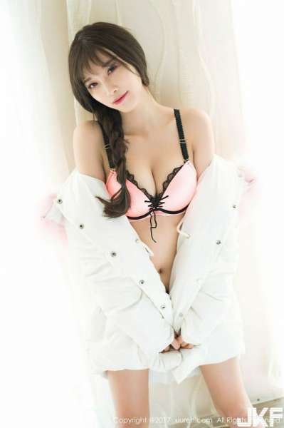 杨晨晨sugarXIUREN高清写真图