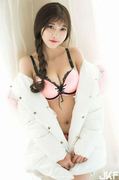 杨晨晨sugarXIUREN高清写真图