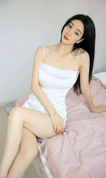 娇嫩优美美女模特小热巴angela清新吊带内衣诱惑迷人性感写真