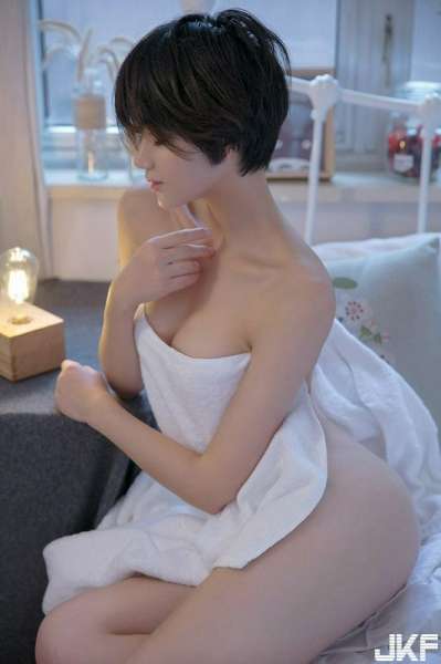 美娇娘悦爷妖精身姿曼妙婀娜別致