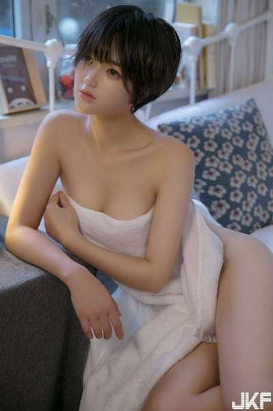 美娇娘悦爷妖精身姿曼妙婀娜別致