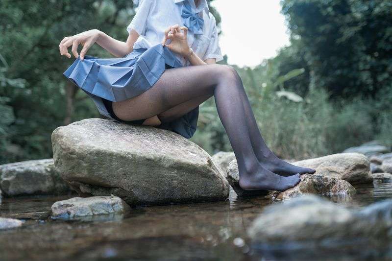 木绵绵水色溪边制服